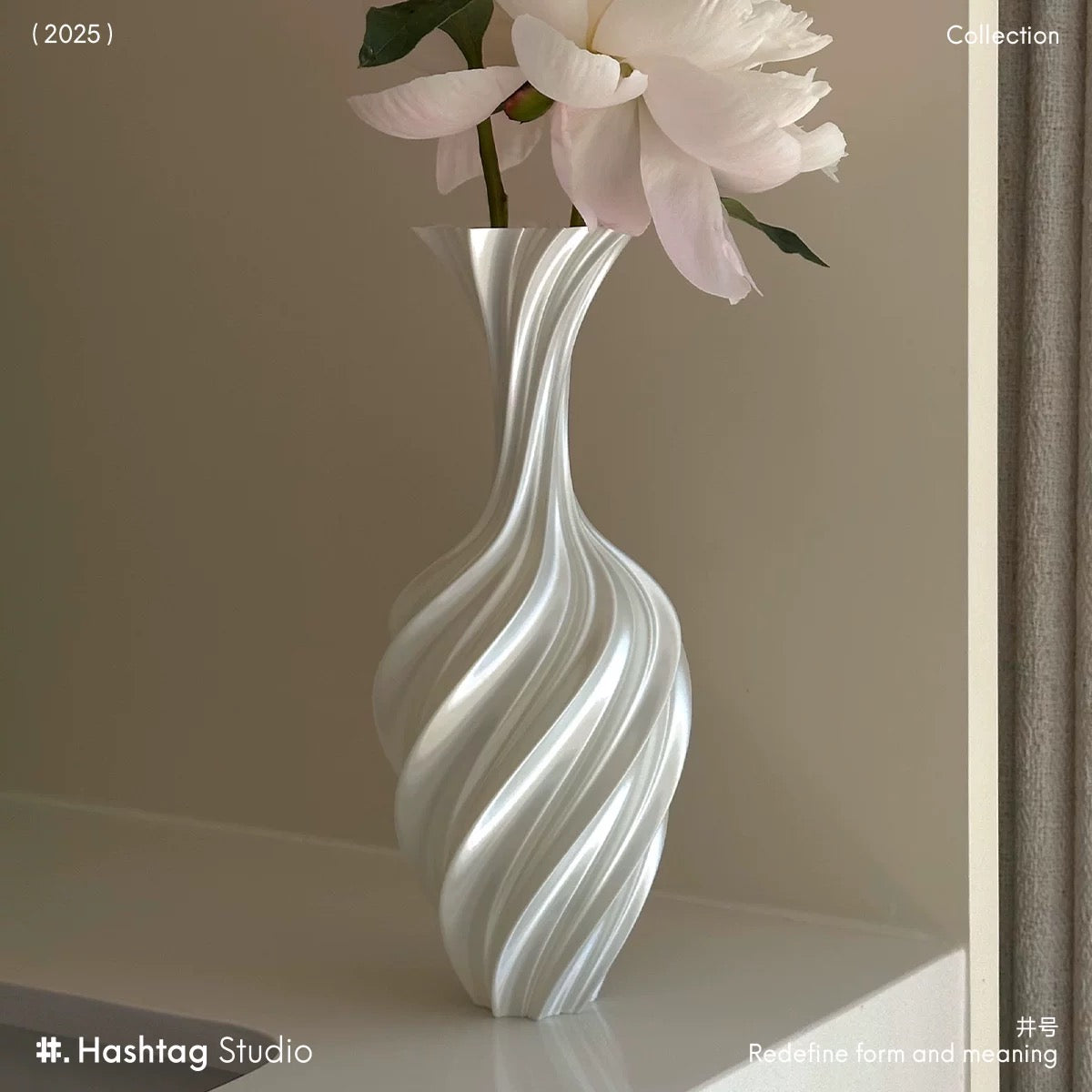trendy 3D printed vase with Instagrammable design